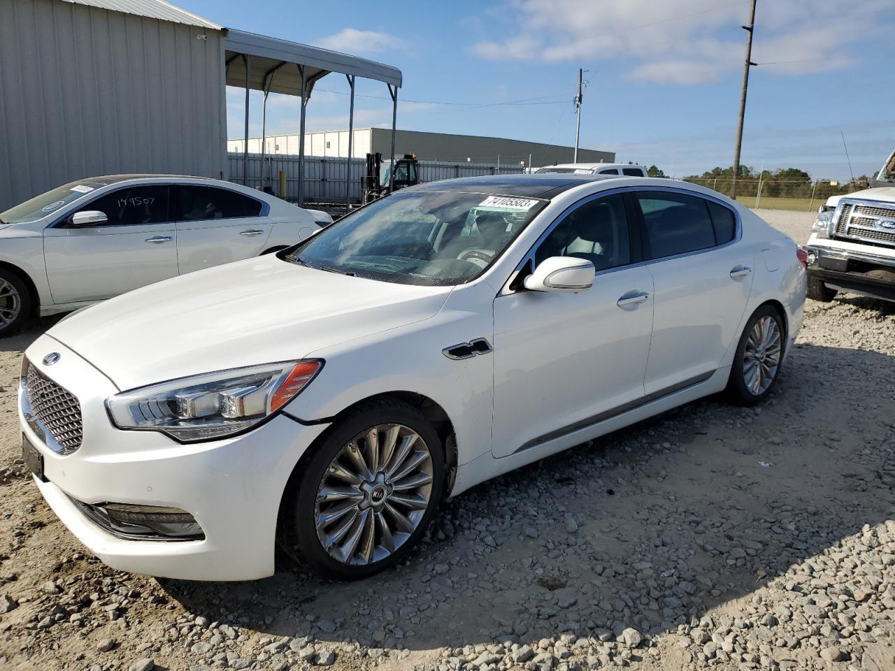 Image 1 of 2015 KIA K900  2015 with VIN KNALW4D49F6021061