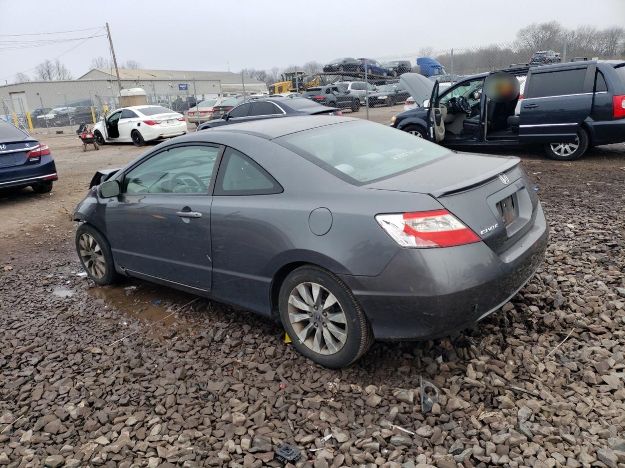 Изображение 2 2010 HONDA CIVIC EX 2010 с VIN 2HGFG1B81AH524903