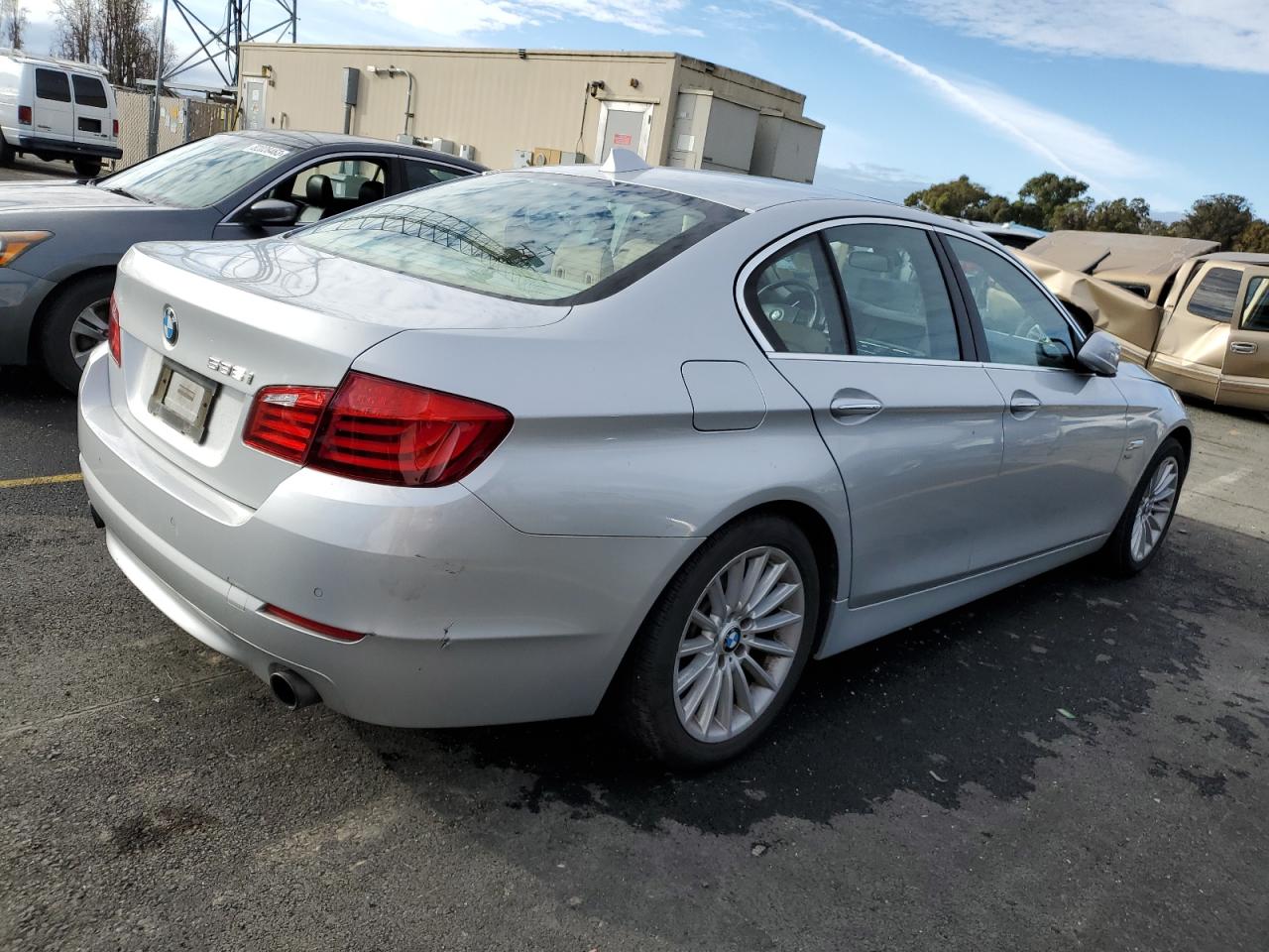 Изображение 3 2011 BMW 535 XI 2011 с VIN WBAFU7C56BC875774