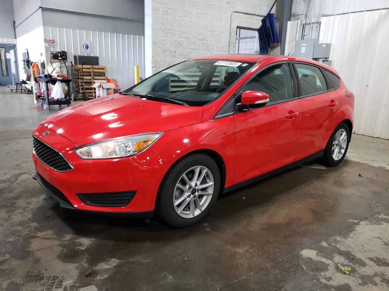 Image 1 of 2016 FORD FOCUS SE 2016 with VIN 1FADP3K23GL270657