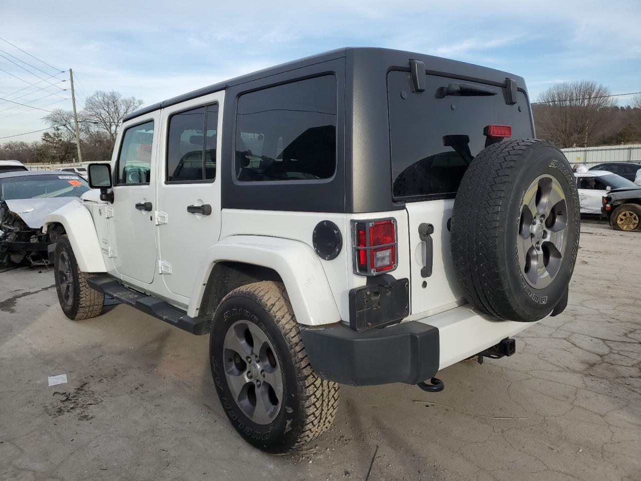 Изображение 2 2016 JEEP WRANGLER UNLIMITED SAHARA 2016 с VIN 1C4HJWEG6GL122783