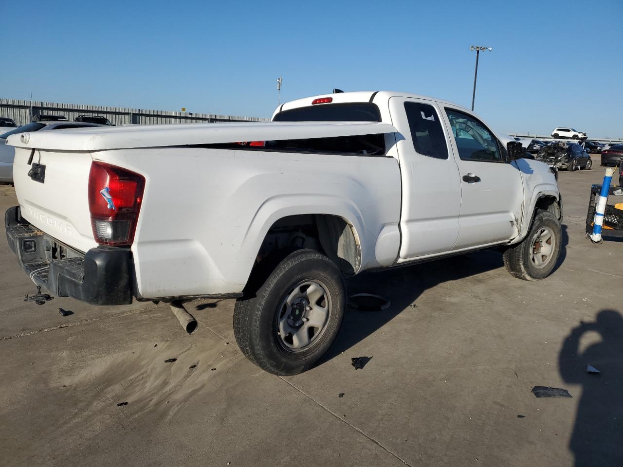 Obraz 3 z 2020 TOYOTA TACOMA ACCESS CAB 2020 z VIN 5TFRX5GN8LX183421