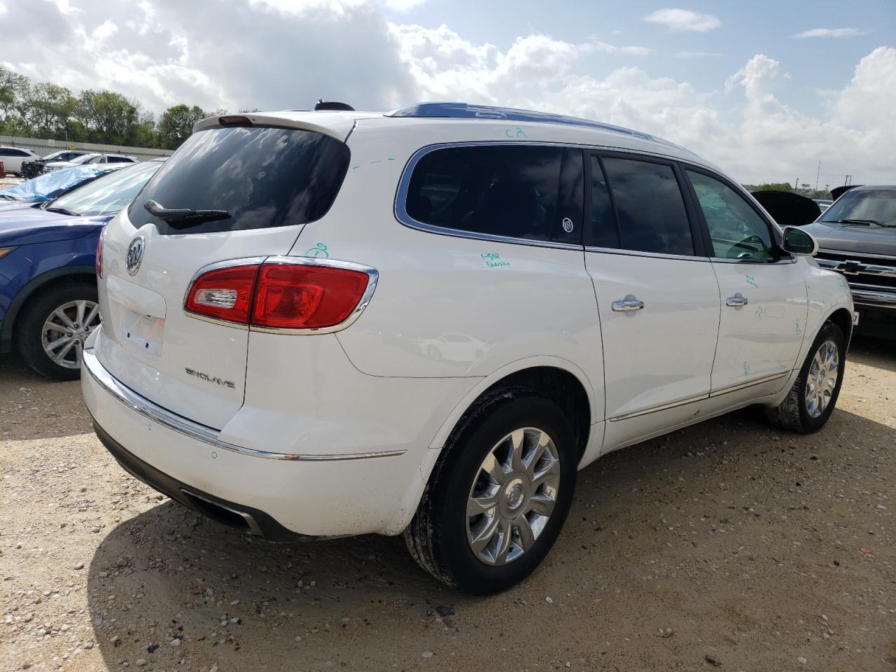 Obraz 3 z 2017 BUICK ENCLAVE  2017 z VIN 5GAKRBKD3HJ354483