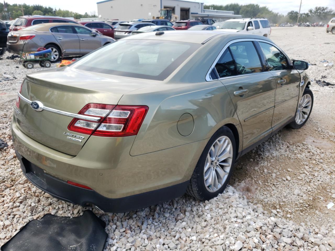 Image 3 of 2013 FORD TAURUS LIMITED 2013 with VIN 1FAHP2F87DG139505