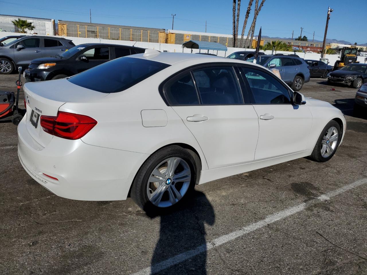 Изображение 3 2016 BMW 328 I SULEV 2016 с VIN WBA8E9G53GNU28276