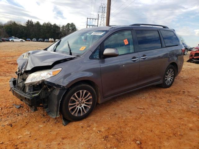 Image 1 of 2018 TOYOTA SIENNA XLE 2018 with VIN 5TDYZ3DC5JS920624