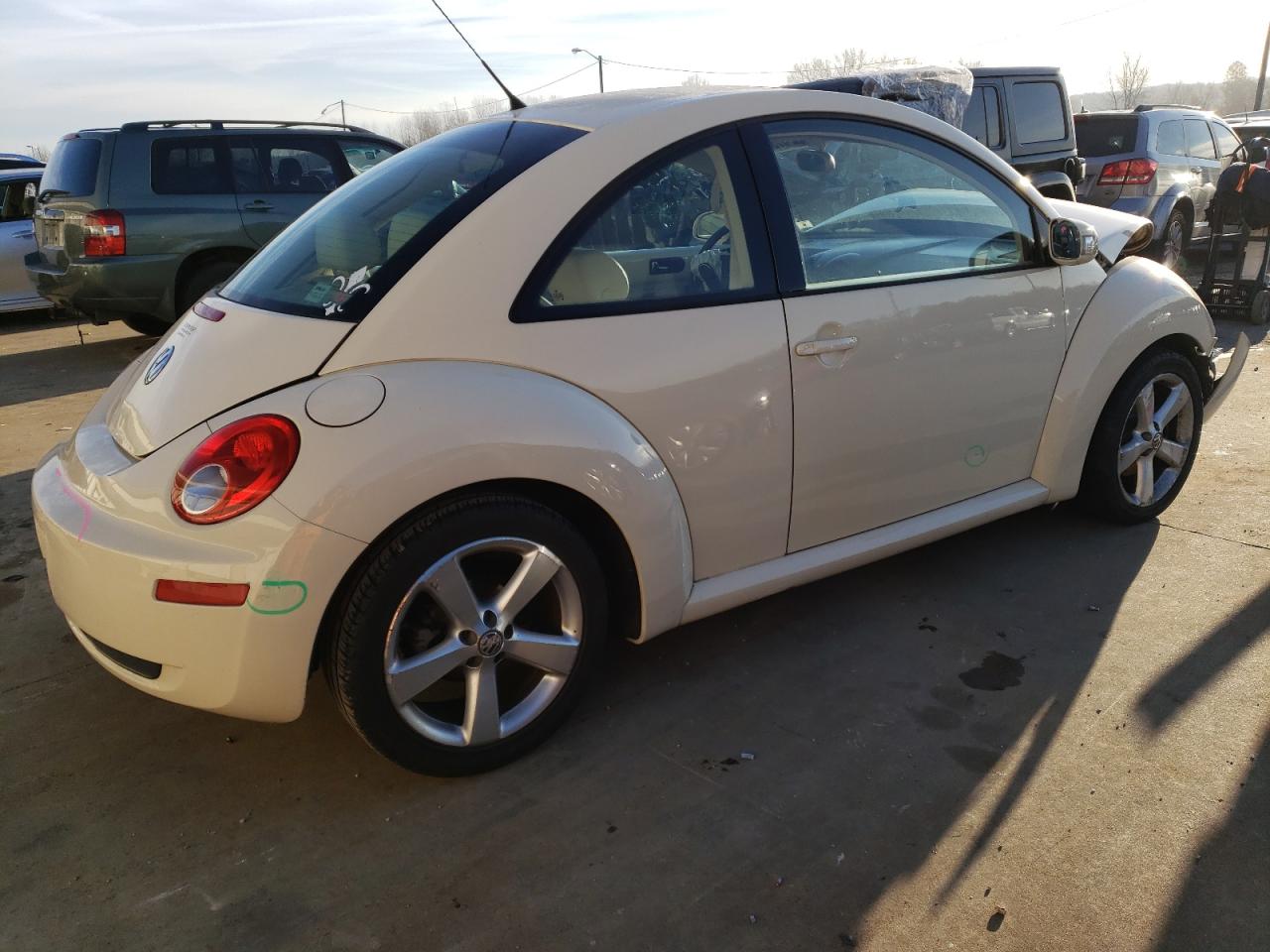Image 3 of 2006 VOLKSWAGEN NEW BEETLE TDI OPTION PACKAGE 2 2006 with VIN 3VWSR31CX6M413488