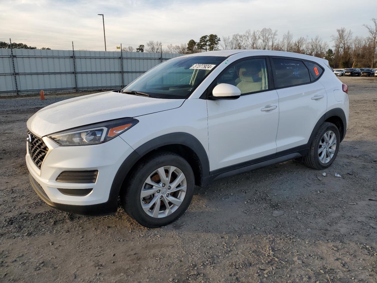 Obraz 1 z 2019 HYUNDAI TUCSON SE 2019 z VIN KM8J23A41KU955043