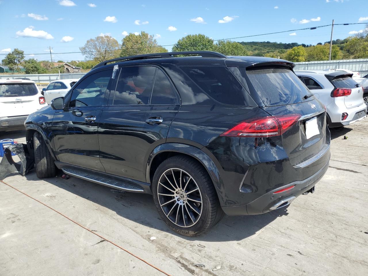 Изображение 2 2020 MERCEDES-BENZ GLE 350 4MATIC 2020 с VIN 4JGFB4KE2LA036853