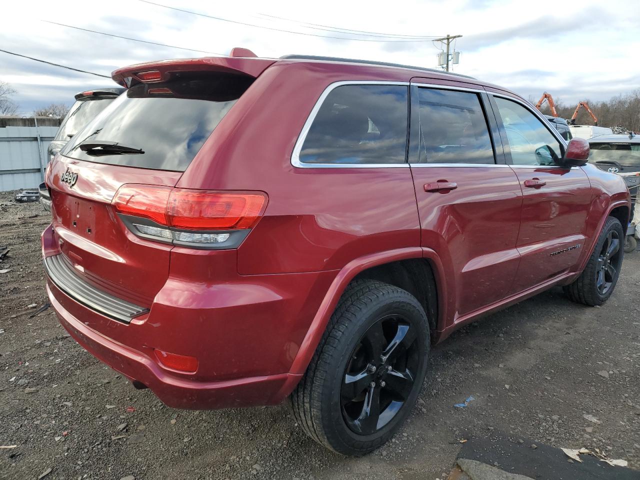 Image 3 of 2014 JEEP GRAND CHEROKEE LAREDO 2014 with VIN 1C4RJFAG3EC570549