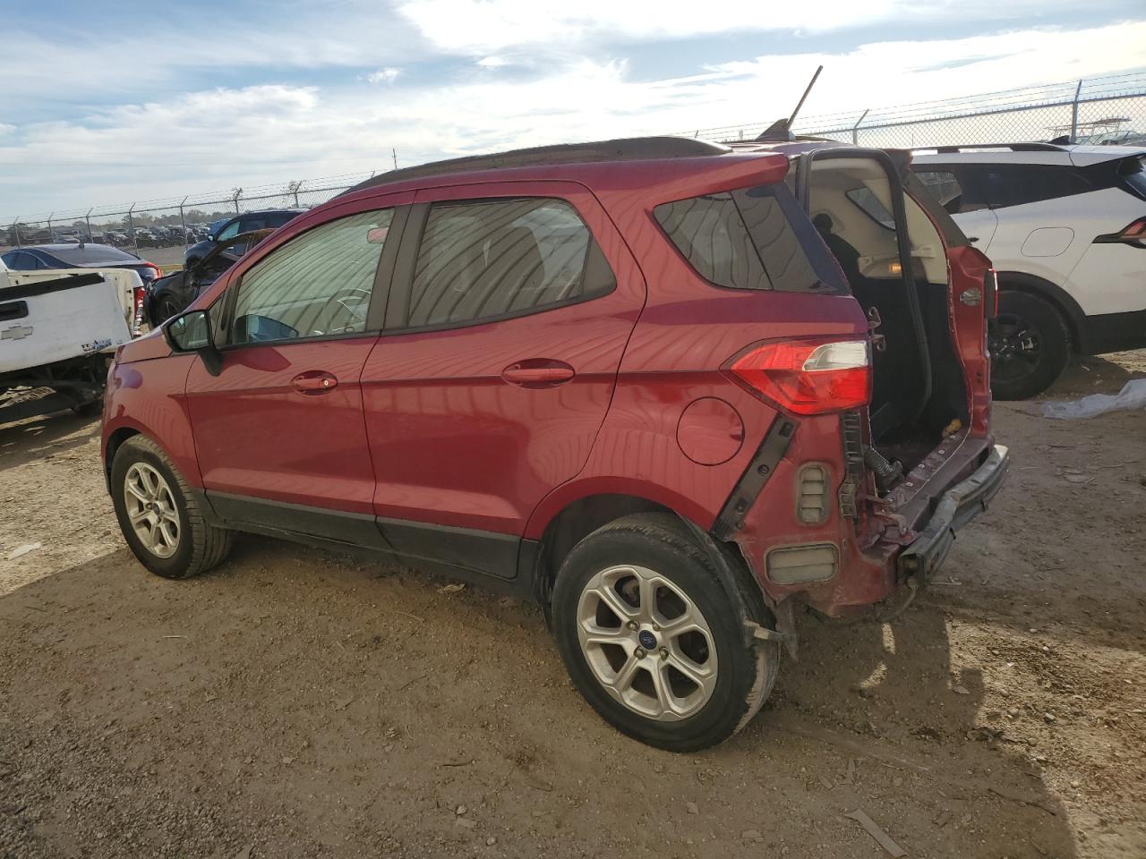 Изображение 2 2018 FORD ECOSPORT SE 2018 с VIN MAJ3P1TE2JC168637