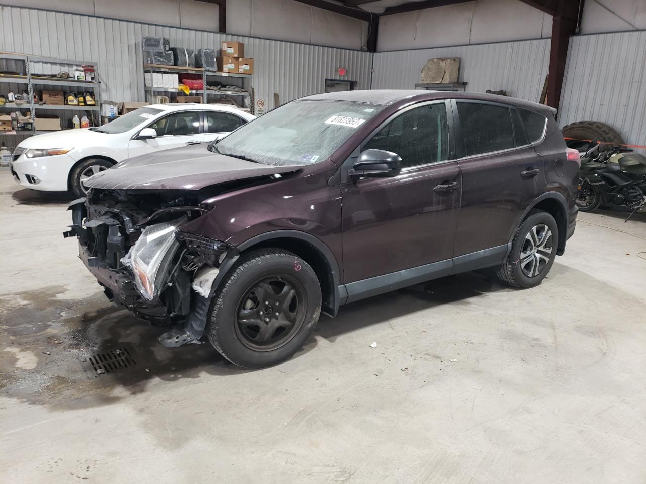 Image 1 of 2018 TOYOTA RAV4 LE 2018 with VIN 2T3BFREV3JW735990