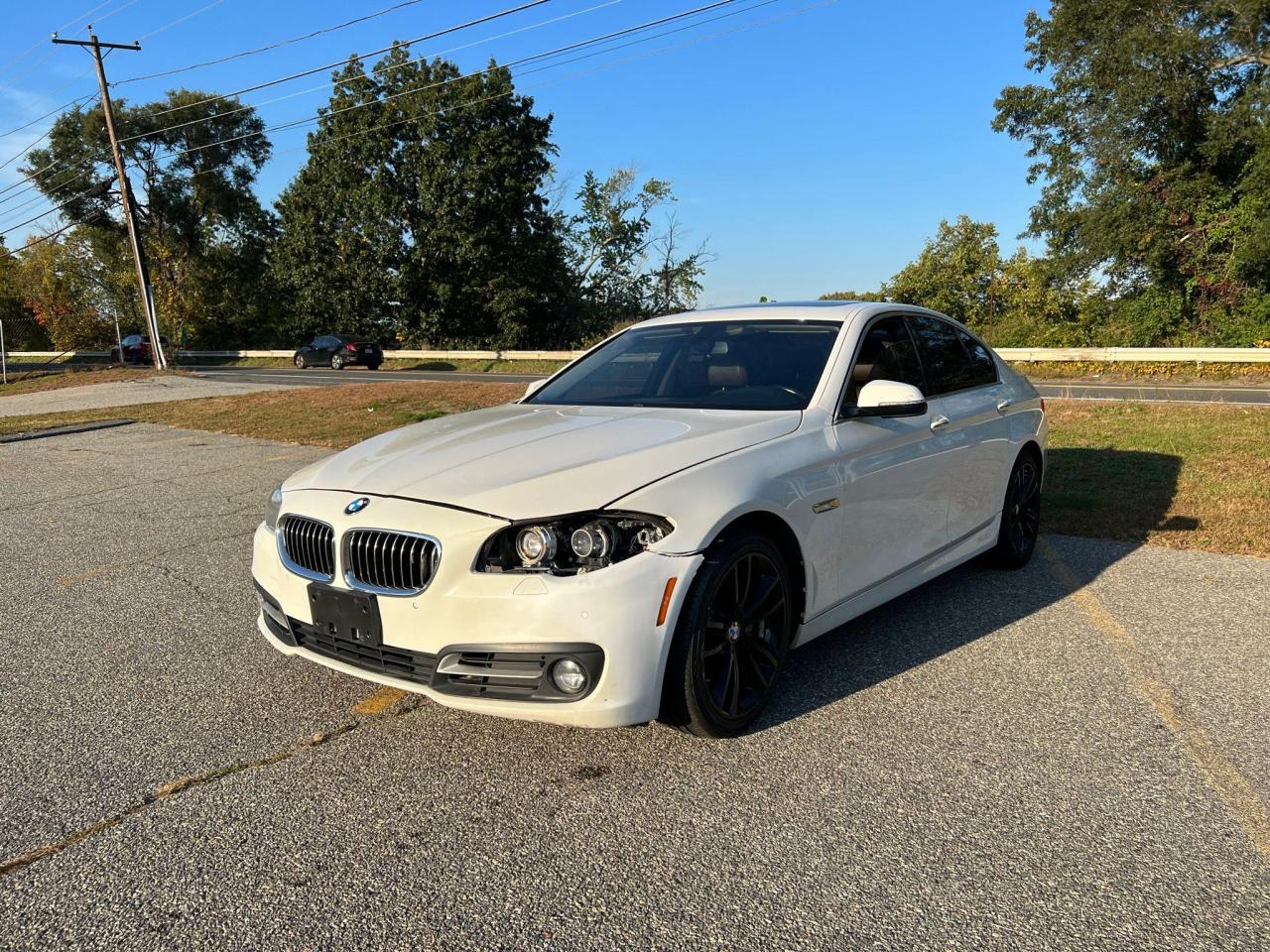 Изображение 2 2016 BMW 535 XI 2016 с VIN WBA5B3C51GG254016