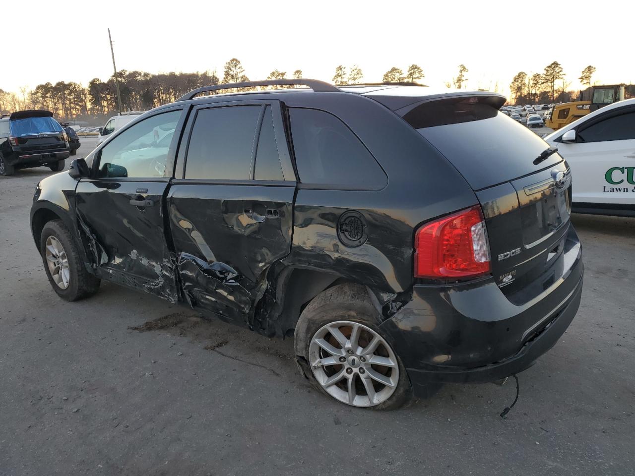 Image 2 of 2013 FORD EDGE SE 2013 with VIN 2FMDK3GC1DBE30780