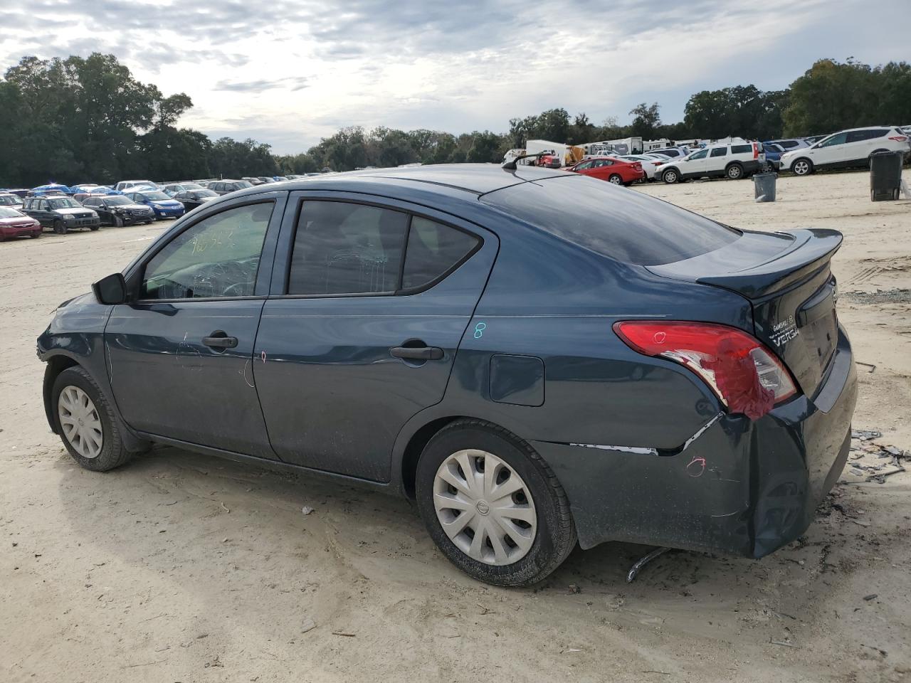 Изображение 2 2016 NISSAN VERSA S 2016 с VIN 3N1CN7AP3GL841510