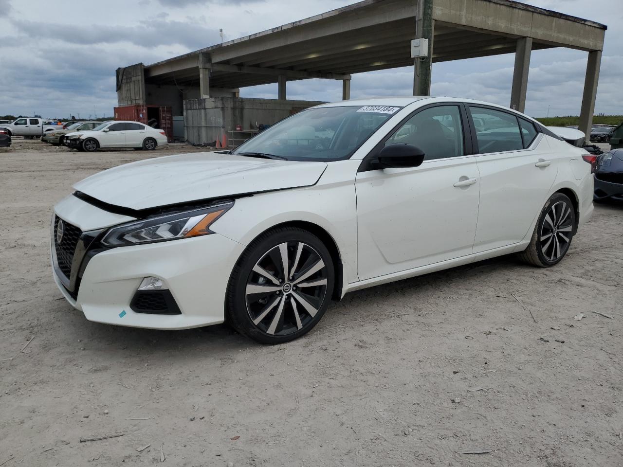 Image 1 of 2021 NISSAN ALTIMA SR 2021 with VIN 1N4BL4CV2MN401272