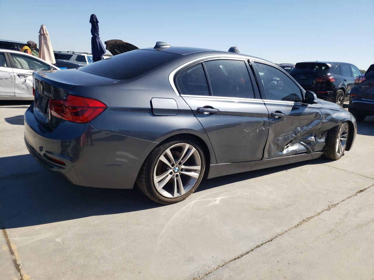 Изображение 3 2017 BMW 330 XI 2017 с VIN WBA8D9C30HA005705