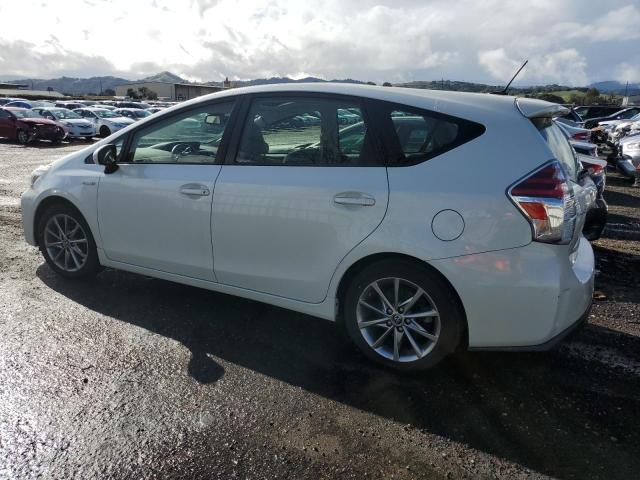 Image 2 of 2015 TOYOTA PRIUS V  2015 with VIN JTDZN3EU2FJ038838