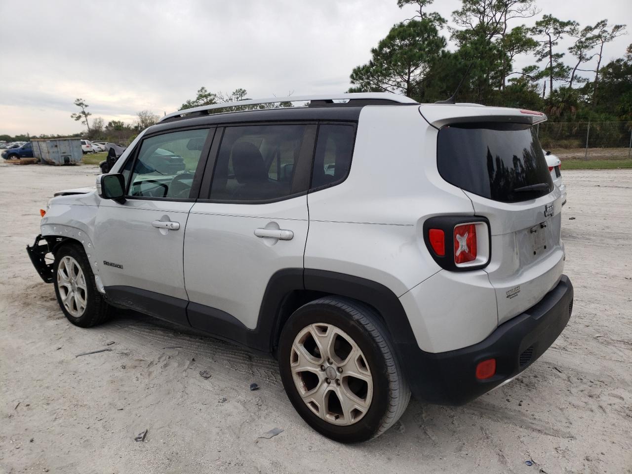 Image 2 of 2016 JEEP RENEGADE LIMITED 2016 with VIN ZACCJADT6GPC62243