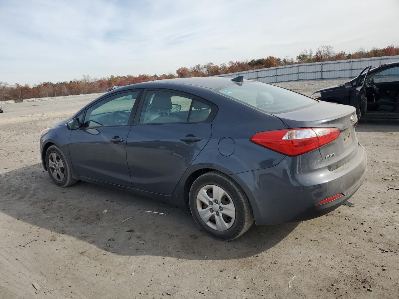 Obraz 2 z 2016 KIA FORTE LX 2016 z VIN KNAFX4A64G5519157
