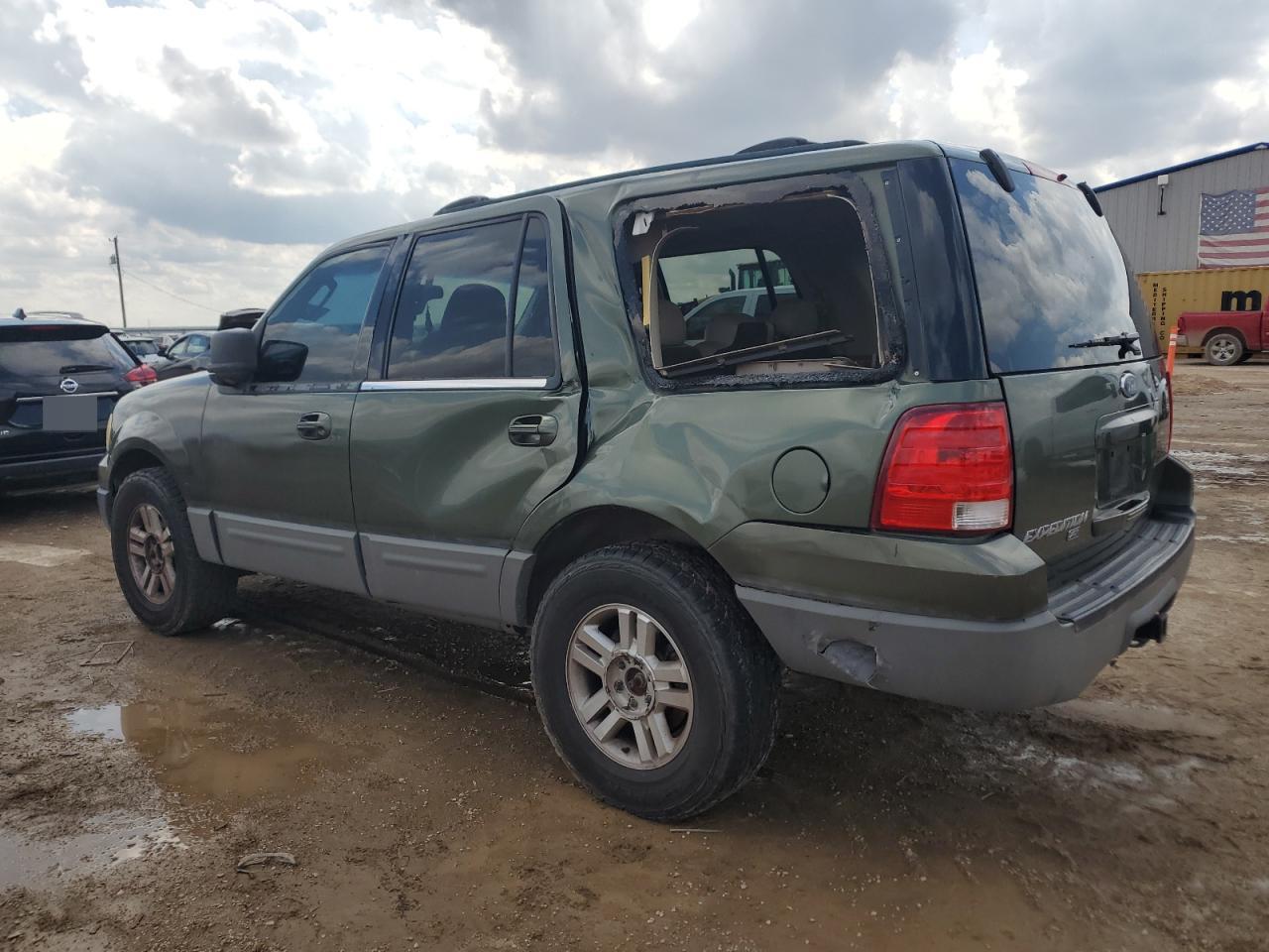 Image 2 of 2003 FORD EXPEDITION XLT 2003 with VIN 1FMRU15W13LA73844