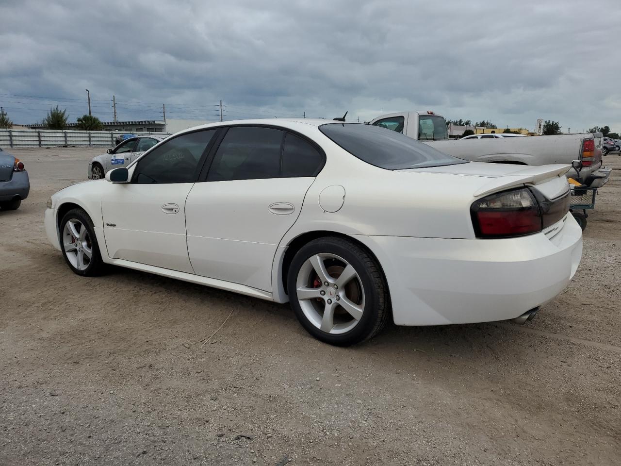 Изображение 2 2005 PONTIAC BONNEVILLE GXP 2005 с VIN 1G2HZ54Y55U182577