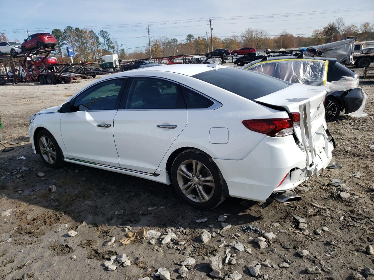 Изображение 2 2018 HYUNDAI SONATA SPORT 2018 с VIN 5NPE34AF6JH687013