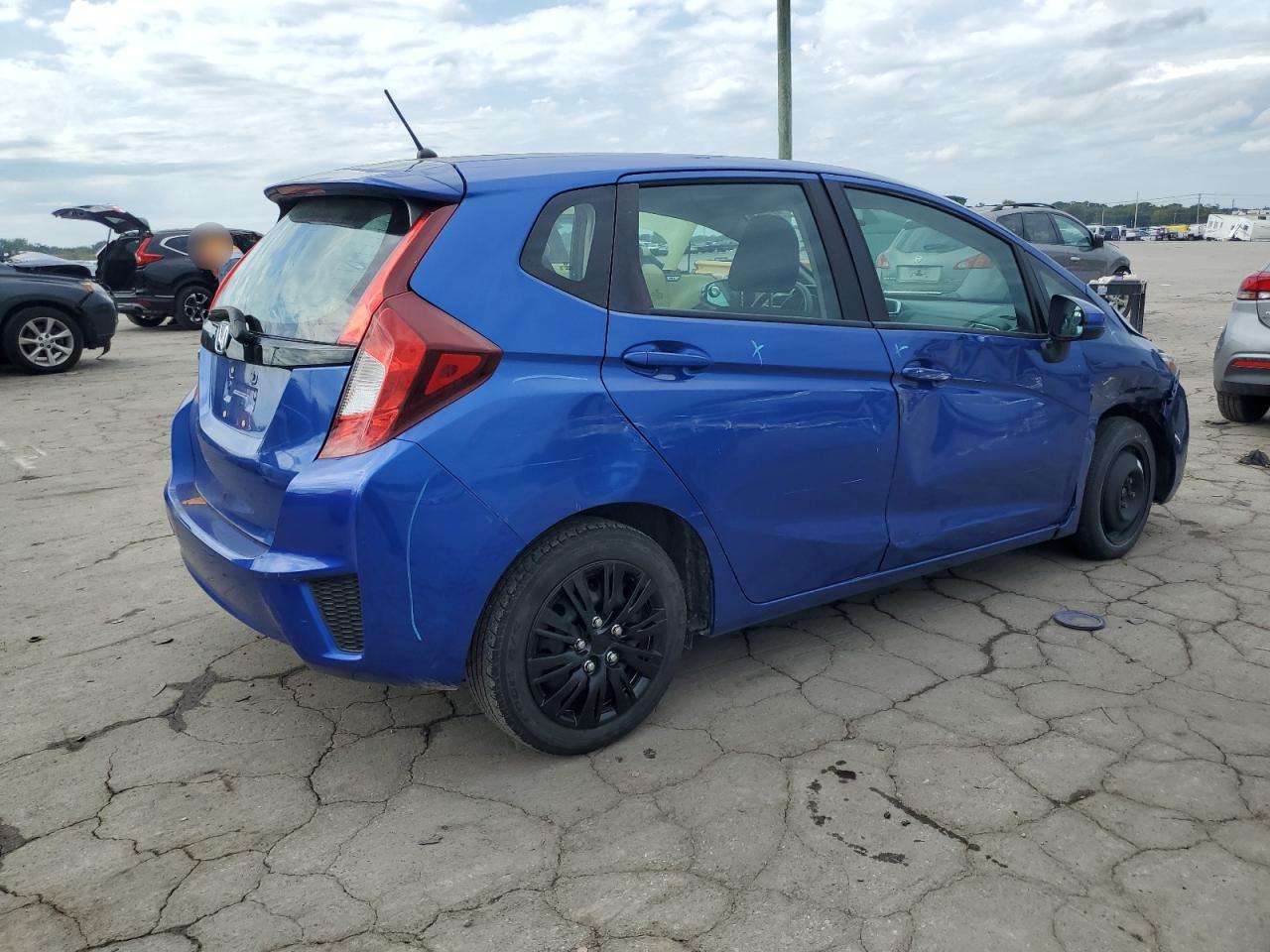Image 3 of Honda Fit Lx 2015 with VIN 3HGGK5H55FM786701