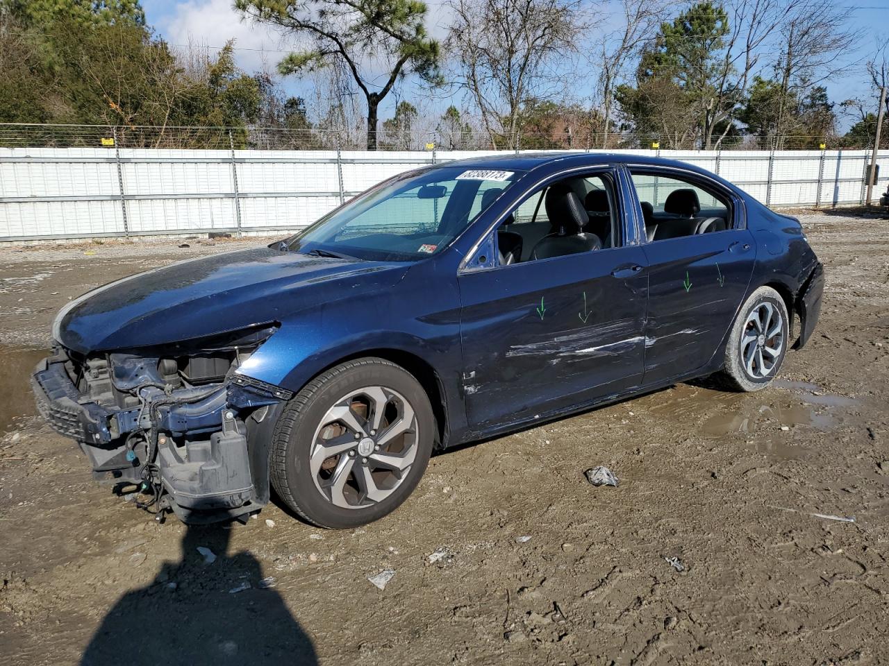 Image 1 of 2015 HONDA ACCORD EX 2015 with VIN 1HGCR2F77FA038929