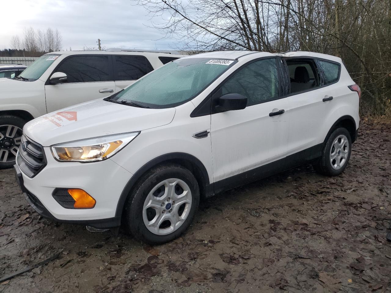 Obraz 1 z 2017 FORD ESCAPE S 2017 z VIN 1FMCU0F72HUB30206