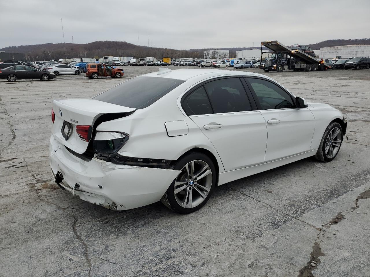 Image 3 of 2018 BMW 330 I 2018 with VIN WBA8B9C55JEE80811