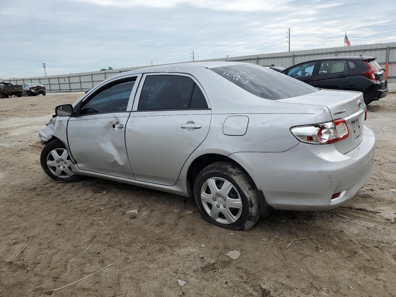 Image 2 of 2012 TOYOTA COROLLA BASE 2012 with VIN 2T1BU4EEXCC891093