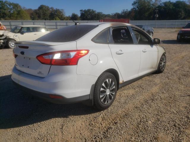 Image 3 of 2014 FORD FOCUS SE 2014 with VIN 1FADP3F28EL206900