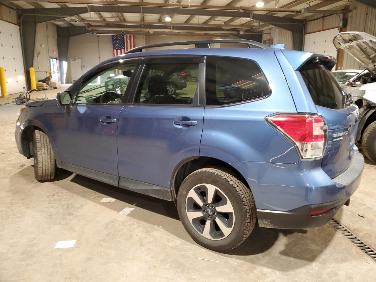 Image 2 of 2017 SUBARU FORESTER 2.5I PREMIUM 2017 with VIN JF2SJAEC5HH521082