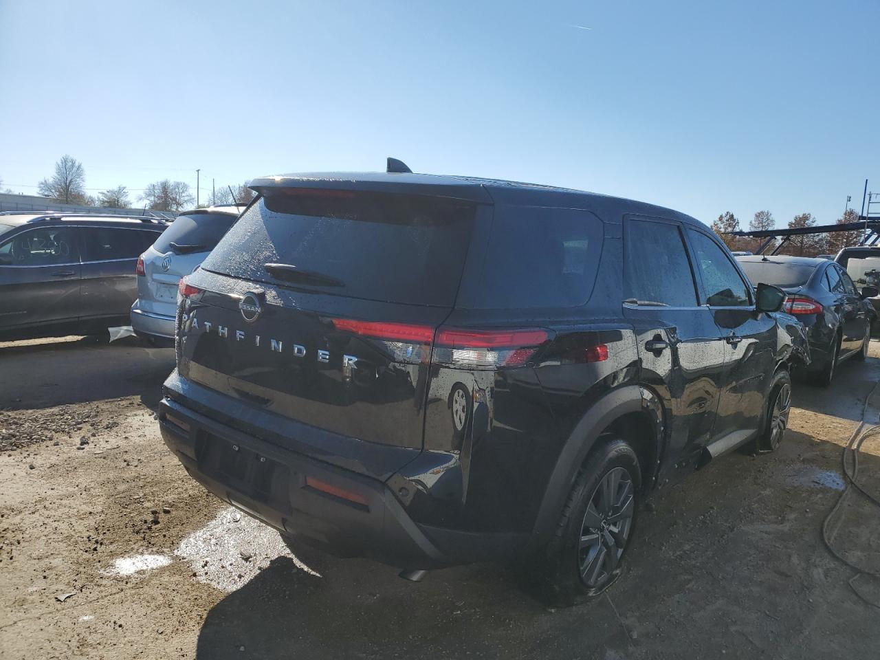 Image 3 of 2022 NISSAN PATHFINDER S 2022 with VIN 5N1DR3AA3NC226521