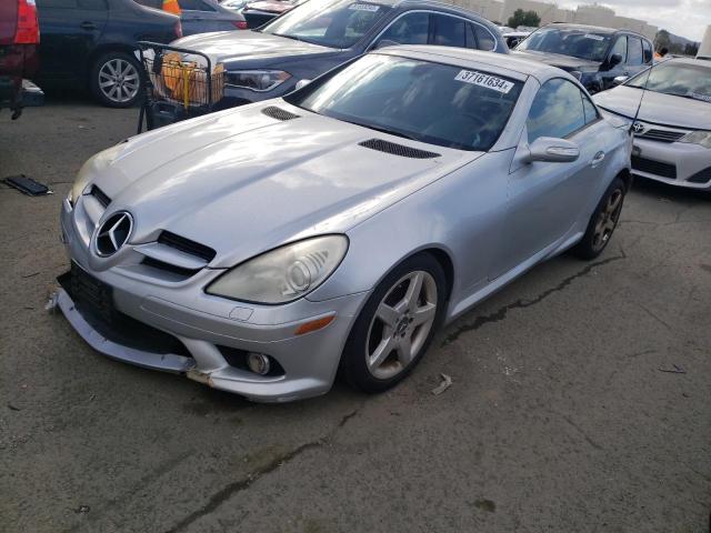 Image 1 of 2005 MERCEDES-BENZ SLK-CLASS 350 2005 with VIN WDBWK56F35F028763