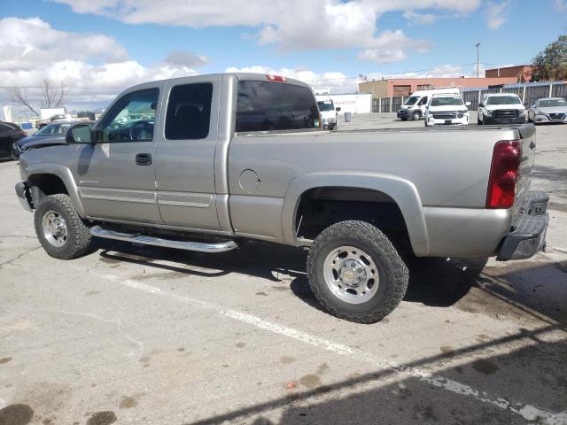 Изображение 2 2003 CHEVROLET SILVERADO C2500 HEAVY DUTY 2003 с VIN 1GCHC29U93E203195