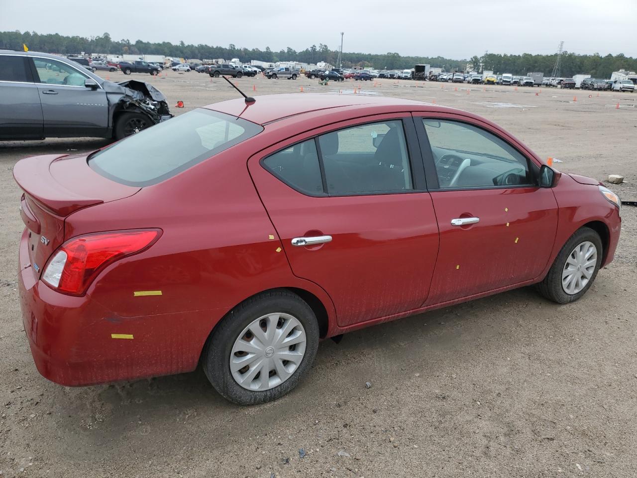 Obraz 3 z 2015 NISSAN VERSA S 2015 z VIN 3N1CN7AP4FL923793