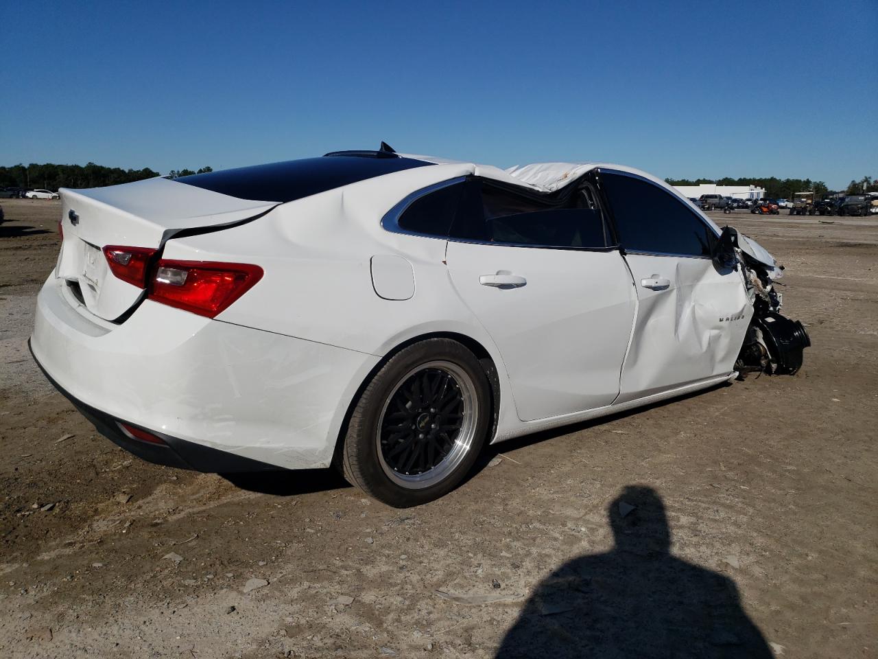 Изображение 3 2022 CHEVROLET MALIBU LS 2022 с VIN 1G1ZB5ST5NF191742