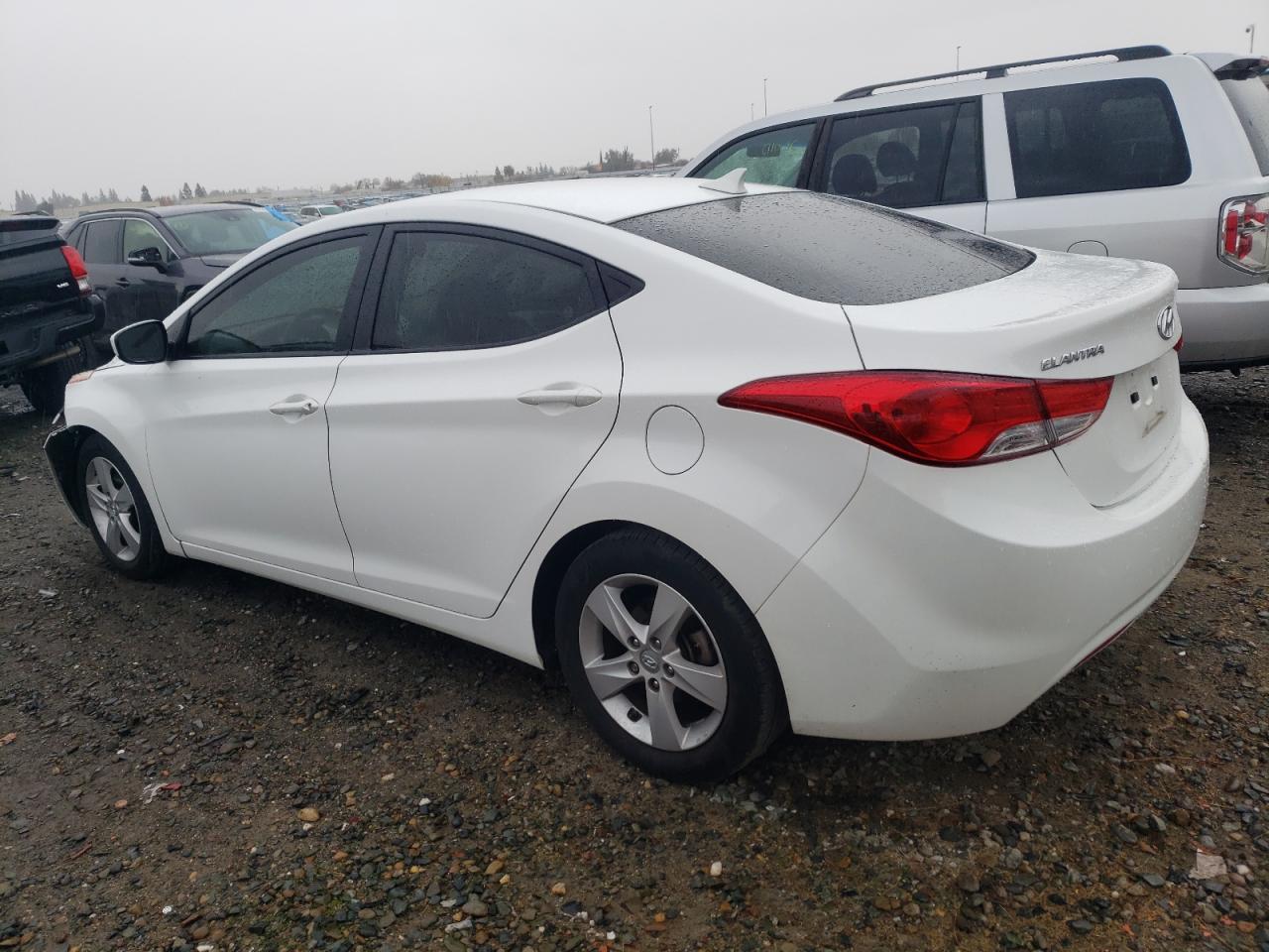 Изображение 2 2013 HYUNDAI ELANTRA GLS 2013 с VIN 5NPDH4AE8DH319196