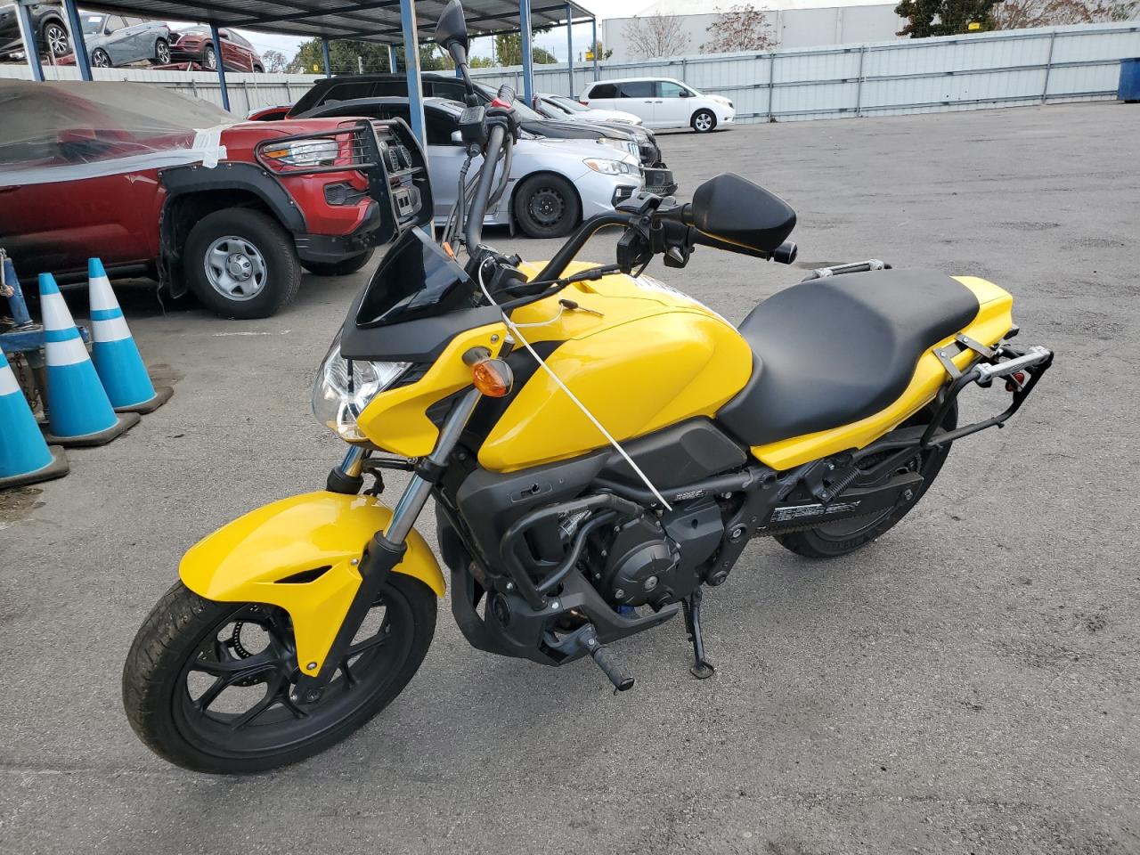 Image 2 of 2016 HONDA CTX700 ND 2016 with VIN JH2RC6857GK200011