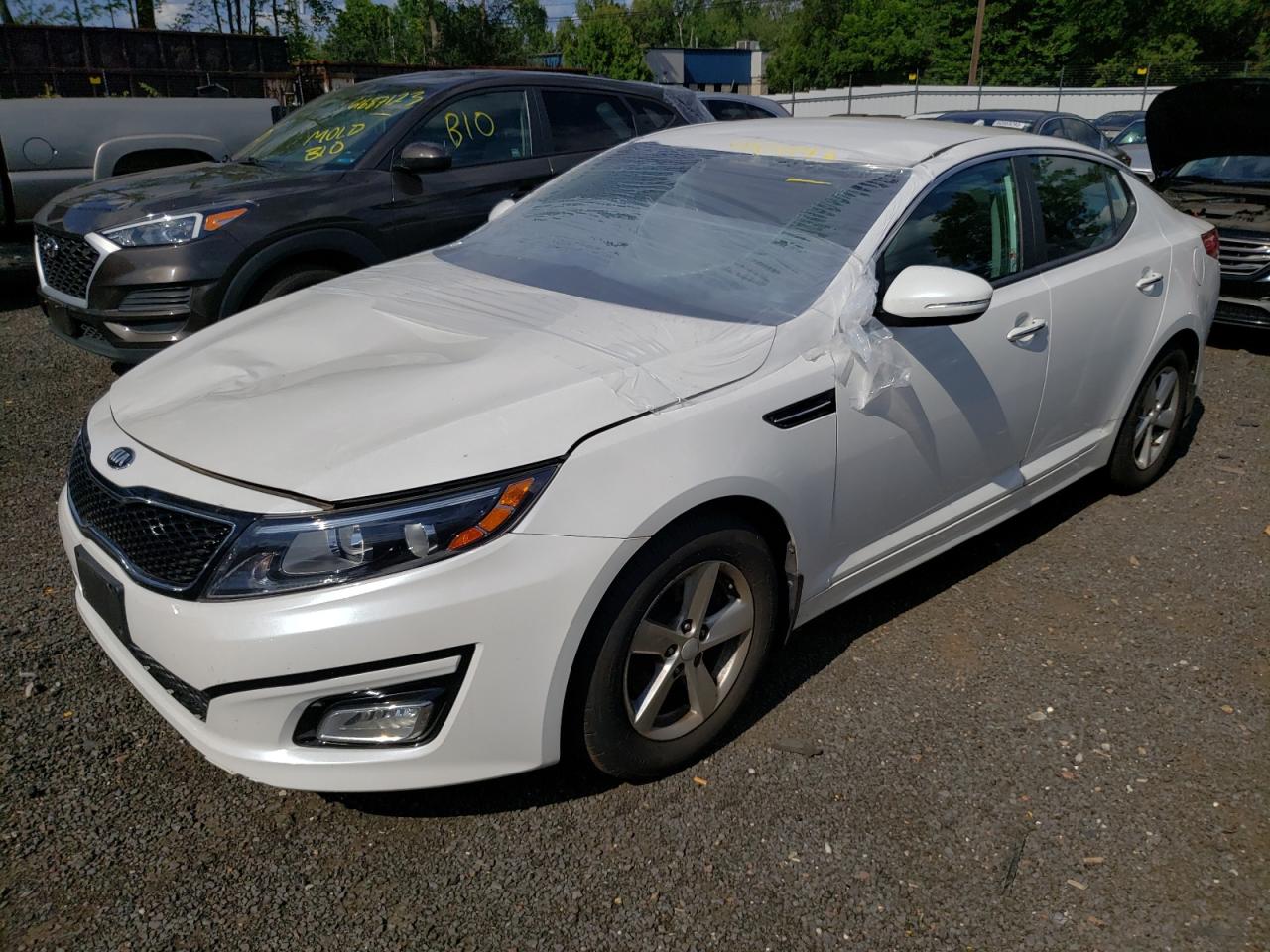 Изображение 1 2015 KIA OPTIMA LX 2015 с VIN KNAGM4A75F5649629