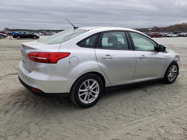 Image 3 of 2015 FORD FOCUS SE 2015 with VIN 1FADP3F24FL252581