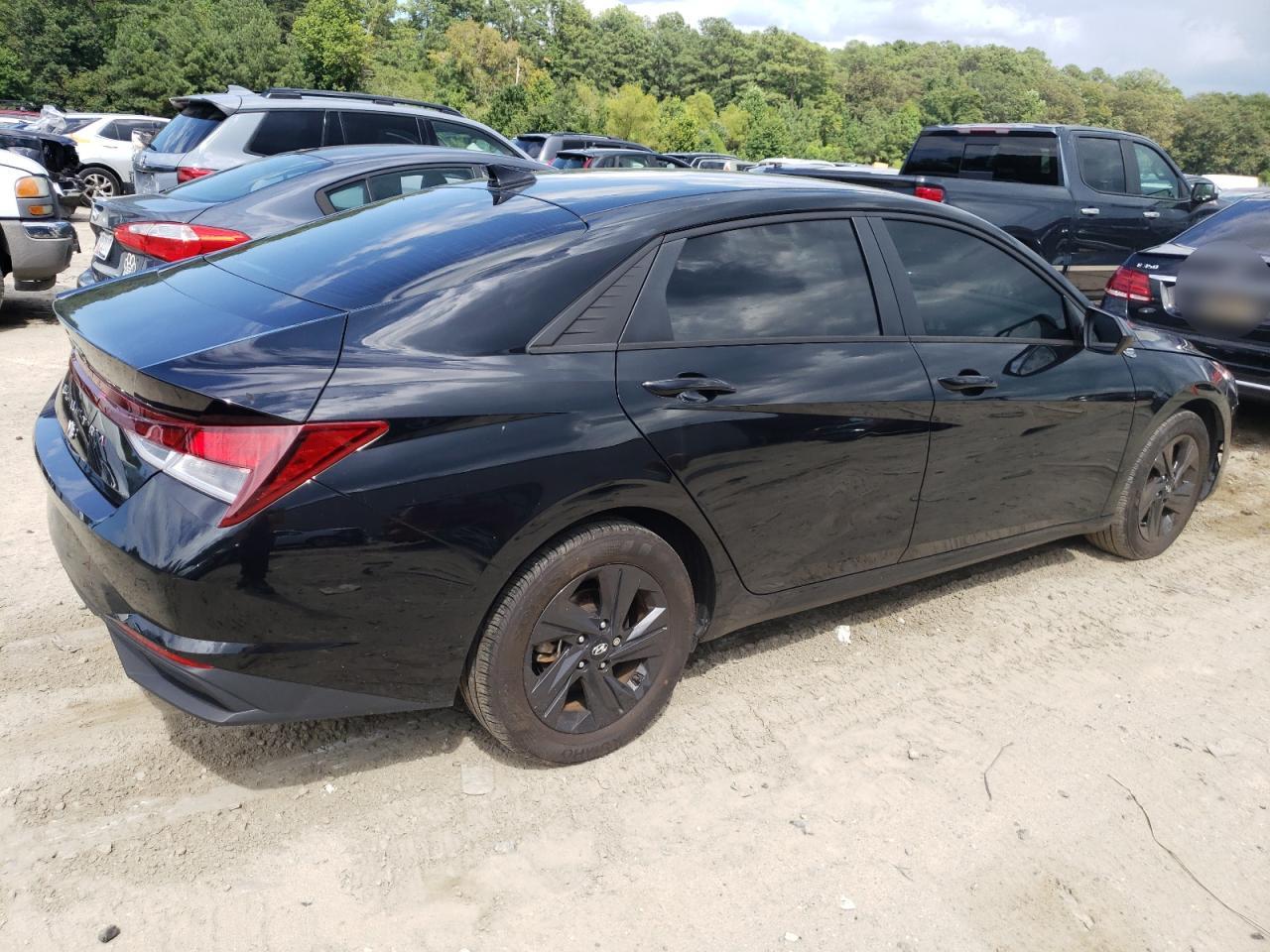 Image 3 of 2021 HYUNDAI ELANTRA SEL 2021 with VIN 5NPLM4AG9MH019370