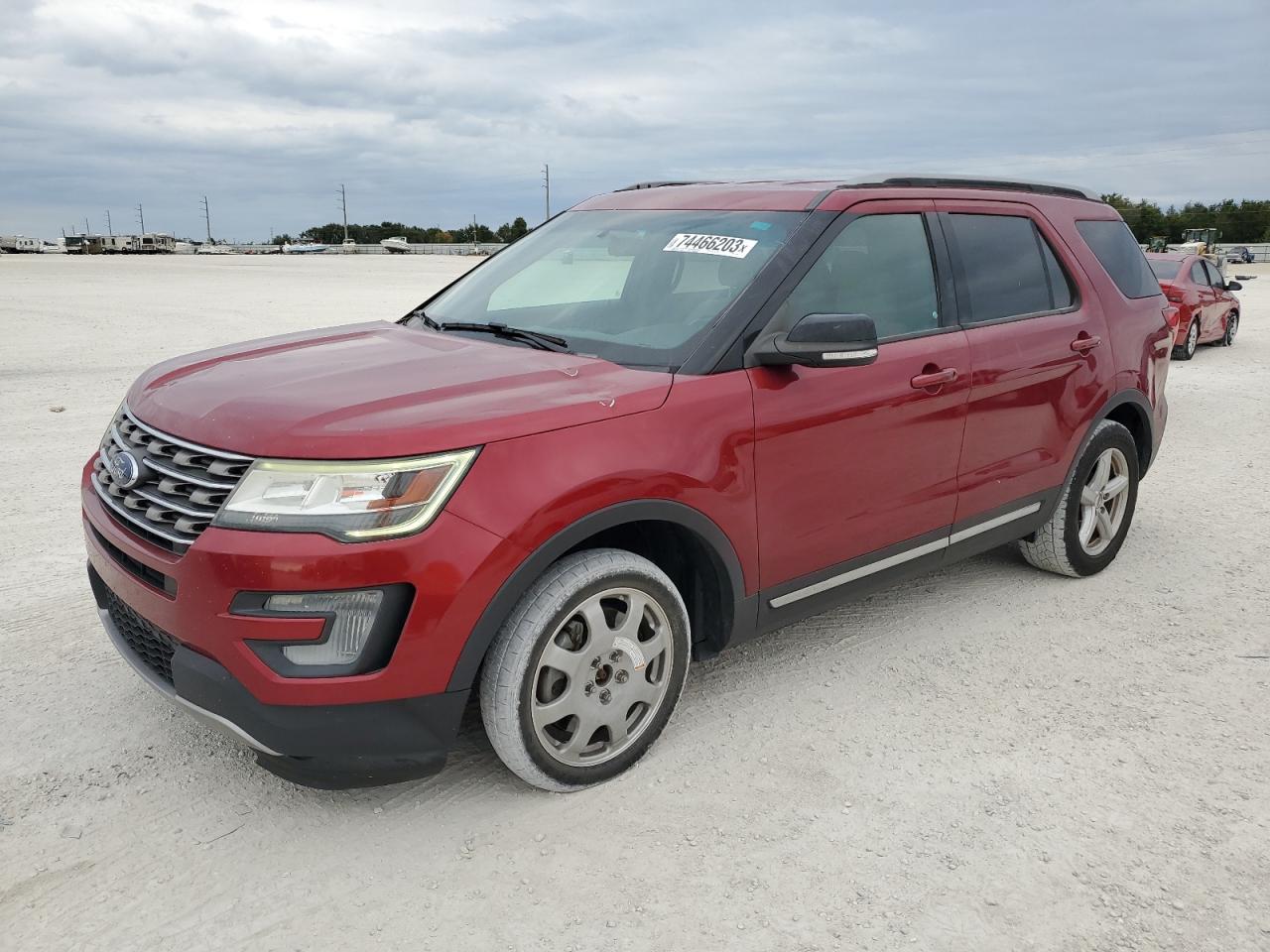Image 1 of 2017 FORD EXPLORER XLT 2017 with VIN 1FM5K7D8XHGB69000