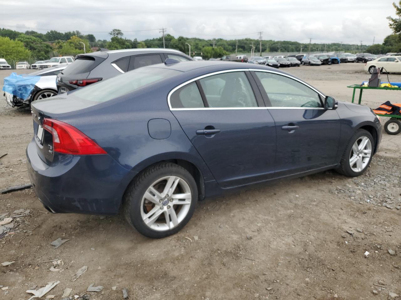 Image 3 of 2014 VOLVO S60 T5 2014 with VIN YV1612FH8E2289294