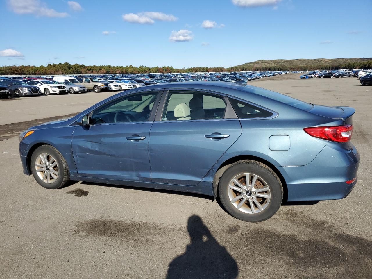 Изображение 2 2015 HYUNDAI SONATA SE 2015 с VIN 5NPE24AF8FH231170