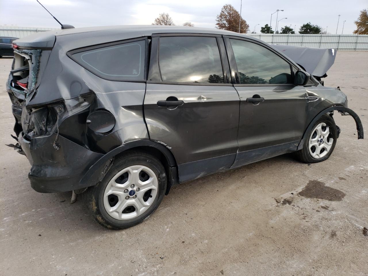 Image 3 of 2018 FORD ESCAPE S 2018 with VIN 1FMCU0F75JUB98876