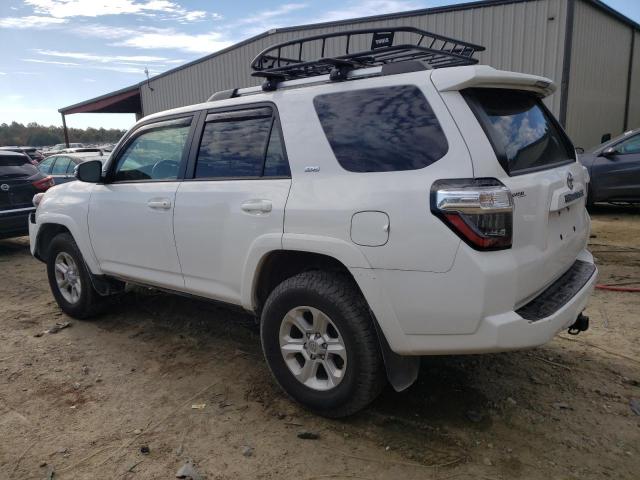 Image 2 of 2019 TOYOTA 4RUNNER SR5 2019 with VIN JTEBU5JRXK5633971