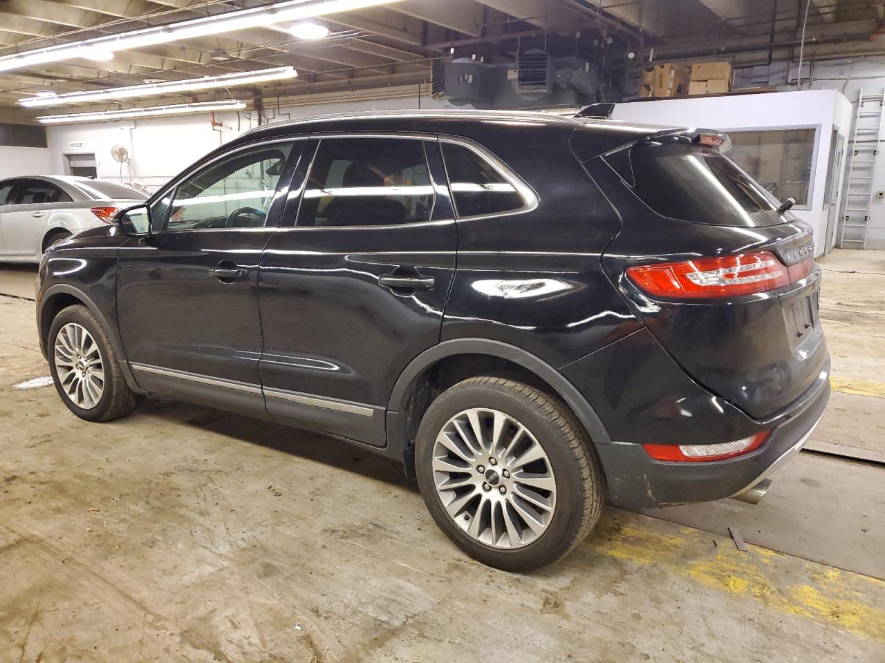 Image 2 of 2017 LINCOLN MKC RESERVE 2017 with VIN 5LMCJ3D90HUL62055